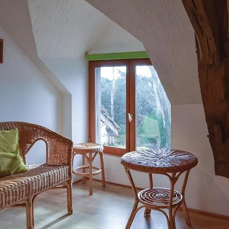 3 Bedroom Gorgeous In Les Pins Prázdninový dům *
